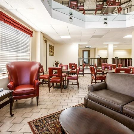 Red Roof Inn Fayetteville I-95 Bagian luar foto